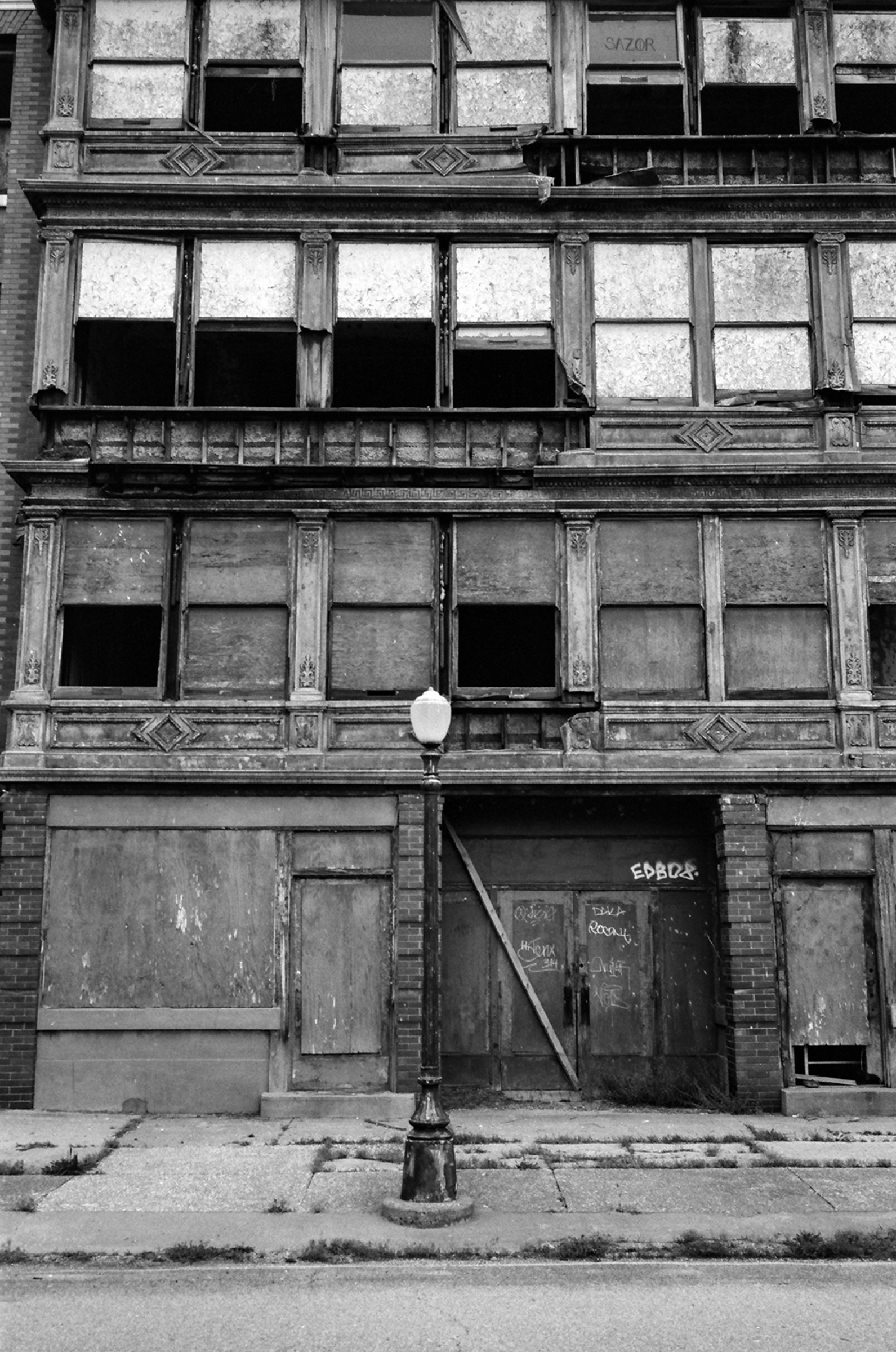 Abandoned brick building in Cairo, Illinois